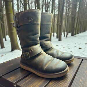 UGG Australia Brown Leather Sutter Buckle Boots Shearling Lined Women’s Size 7